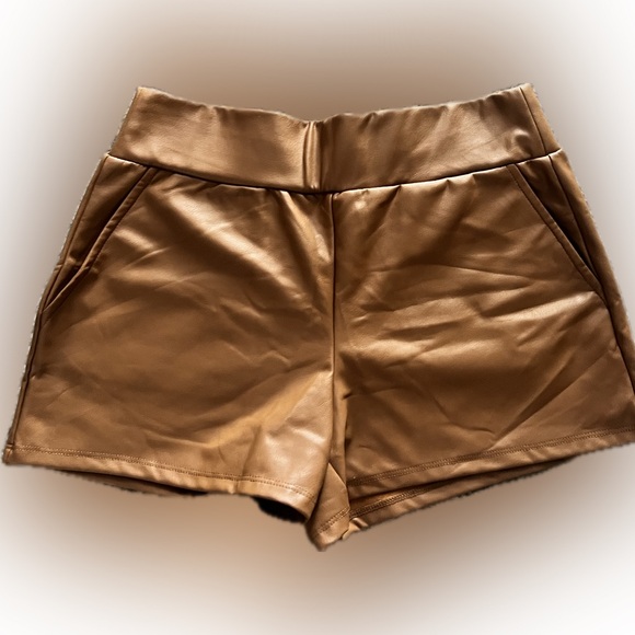 faux leather shorts - Picture 1 of 1